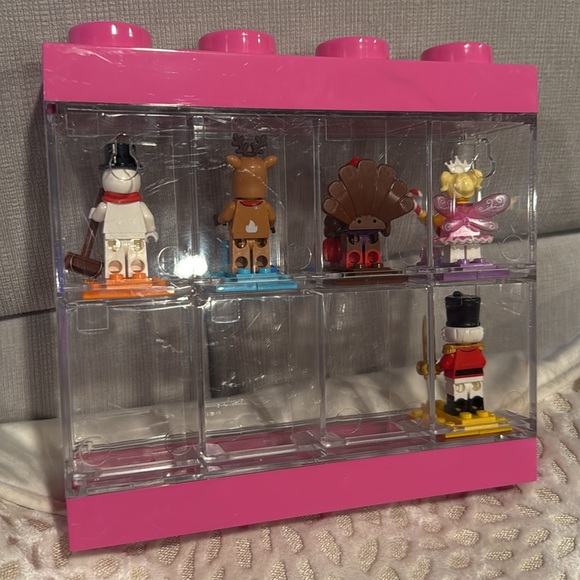 Lego Holiday Figures and Display Case - Picture 7 of 7